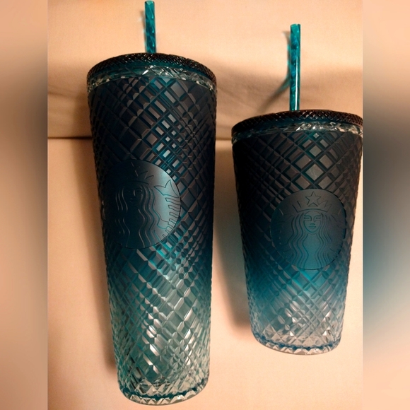 AUTHENTIC STARBUCKS VENTI & GRANDE JEWELED TEAL OMBRE 2 COLD CUP BUNDLE - NWT - Picture 3 of 6